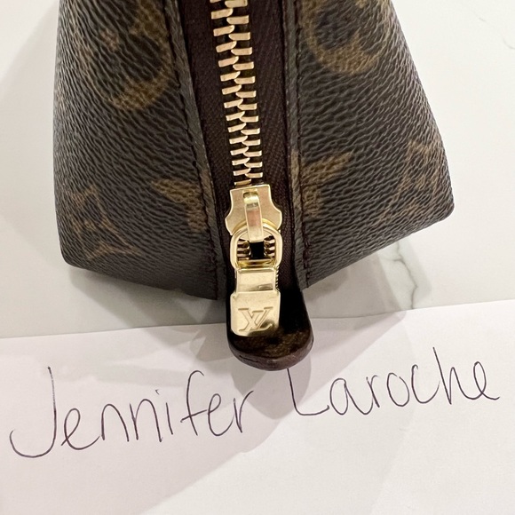 Louis Vuitton Monogram Demi Ronde GM Cosmetic Pouch - Picture 3 of 11